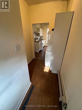 London South (South F) fourplex for rent - 3 - 22 VICTOR STREET 3