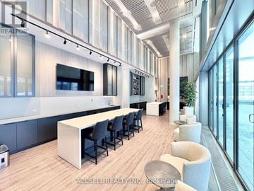Vaughan (Vaughan Corporate Centre) condo for rent - W305 - 185 MILLWAY AVENUE W305