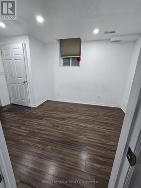 Brampton (Northwest Sandalwood Parkway) apartment for rent - BASEMENT - 21 CHALKFARM CRESCENT Basement