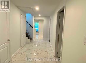 Toronto (Markland Wood) apartment for rent - 236 RENFORTH DRIVE