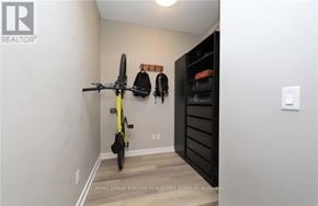 Burlington (Orchard) condo for rent - B504 - 5240 DUNDAS STREET B504