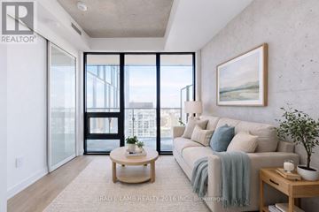 Toronto (Moss Park) condo for rent - 2305 - 284 KING STREET E 2305