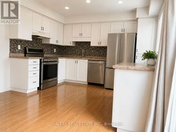 Kitchener townhouse for rent - 1 - 21 SORRENTO ST STREET 1