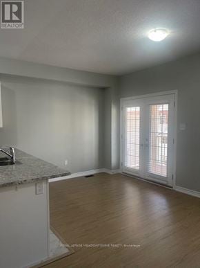 Guelph (Kortright East) townhouse for rent - 29 - 88 DECORSO DRIVE 29