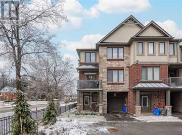 Hamilton (Meadowlands) townhouse for rent - 10 SHOWERS LANE
