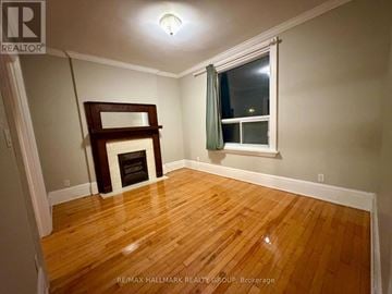 Ottawa triplex for rent - 3 - 1071 GLADSTONE AVENUE 3