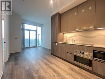 Vaughan (Vaughan Corporate Centre) condo for rent - 3708 - 8 INTERCHANGE WAY 3708