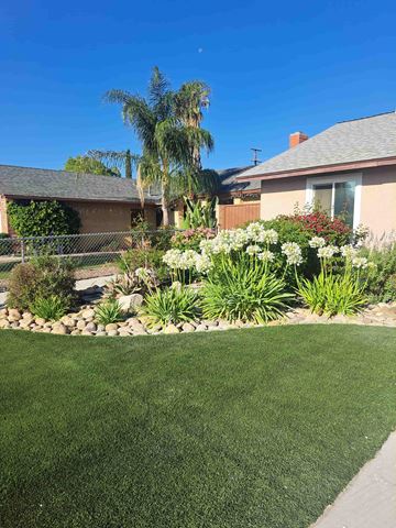 Moreno Valley house for rent - 14901-B Silvertree Rd
