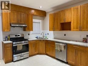 Burnaby duplex for rent - Main House 5838 PIONEER AVENUE Main House