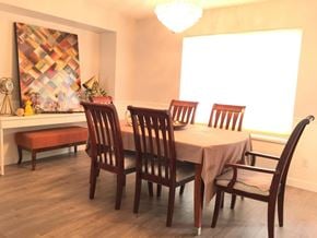 Surrey apartment for rent - Upper 16375 MIDDLEGLEN PLACE Upper