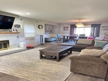 Surrey apartment for rent - A living room with a couch and a window.