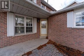 Whitby (Blue Grass Meadows) apartment for rent - UPPER - 11 UPLAND DRIVE Upper