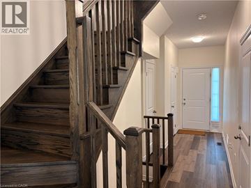 Ancaster townhouse for rent - 27 BEASLEY Grove