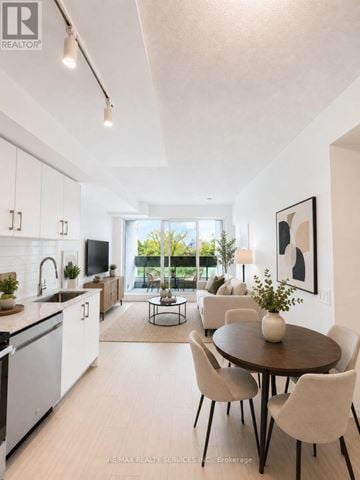 Toronto (Humber Heights) condo for rent - 222 - 4010 EGLINTON AVENUE W 222