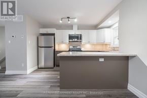 Hamilton (Eastmount) triplex for rent - 2 - 38 VIEWPOINT AVENUE 2