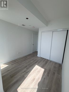 Mississauga (Mississauga Valleys) condo for rent - 1002 - 1 FAIRVIEW ROAD 1002