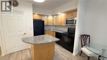Toronto condo for rent - 250 WELLINGTON Street W Unit# 1729 1729