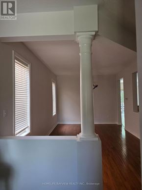 Richmond Hill (Westbrook) apartment for rent - MAIN & 2ND - 33 AIKENHEAD AVENUE Main & 2nd