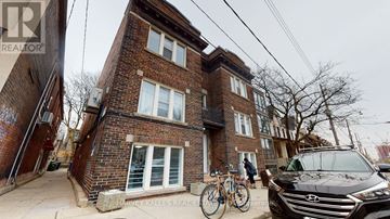 Toronto (Annex) multi-family for rent - 2 - 1065 BATHURST STREET 2