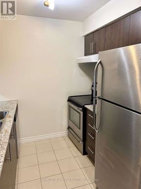 Toronto (Bendale) condo for rent - A kitchen with a stainless steel refrigerator and a sink.