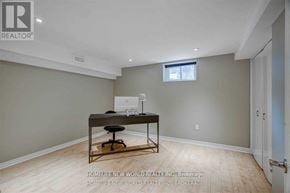 Richmond Hill (Crosby) apartment for rent - A room with a desk and a window.