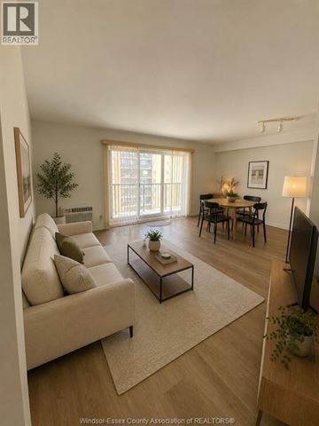 Windsor condo for rent - 8591 RIVERSIDE DRIVE East Unit# 805 805