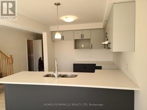 Brant (Paris) townhouse for rent - 117 MATTINGLEY STREET