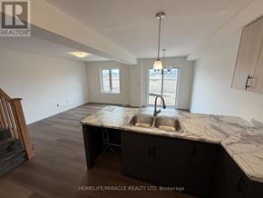 Brant (Paris) townhouse for rent - 115 MATTINGLEY STREET