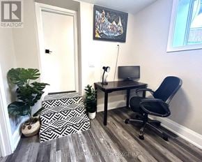 Toronto (East End-Danforth) apartment for rent - A room with a desk and a chair.