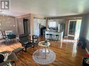 Waterloo apartment for rent - MAIN - 708 GLEN FORREST BOULEVARD MAIN