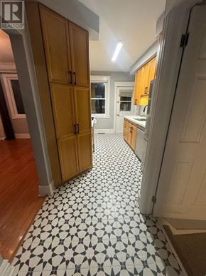 Toronto (Mount Pleasant West) apartment for rent - 50 MANOR ROAD E