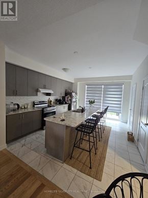 Brantford townhouse for rent - 33 BASKETT STREET