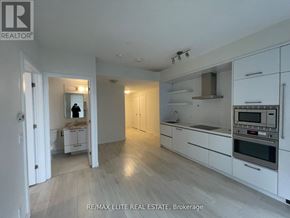 Toronto (Mount Pleasant West) condo for rent - 1105 - 2221 YONGE STREET 1105