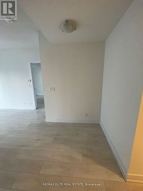Toronto (Mount Pleasant West) condo for rent - 1105 - 2221 YONGE STREET 1105