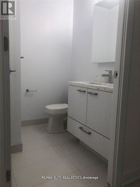 Toronto (Mount Pleasant West) condo for rent - 3606 - 2221 YONGE STREET 3606