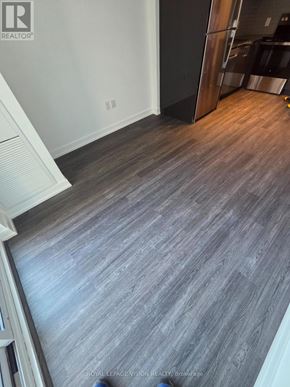 Toronto (Humber Heights) condo for rent - 820 - 4010 EGLINTON AVENUE W 820