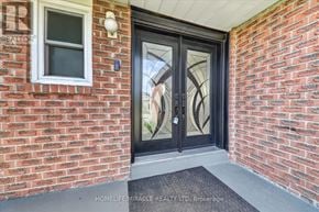 Ajax (Central) apartment for rent - A glass door with a handle and a window above it.