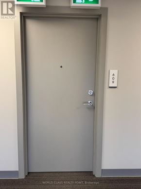 Waterloo condo for rent - 609 - 107 ROGER STREET 609