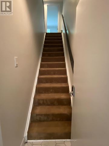 Toronto (South Riverdale) multi-family for rent - UPPER - 177 LOGAN AVENUE Upper