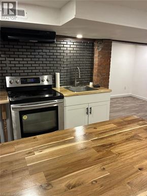 Hamilton apartment for rent - 207 CHARLTON Avenue W