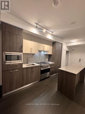 Toronto (Yonge-Eglinton) condo for rent - 409 - 8 MANOR ROAD W 409