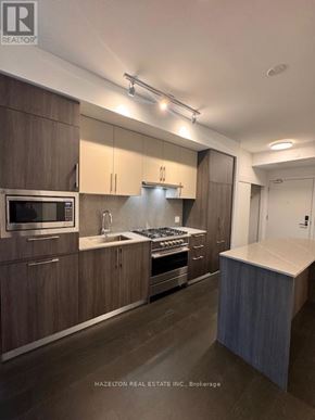 Toronto (Yonge-Eglinton) condo for rent - 409 - 8 MANOR ROAD W 409