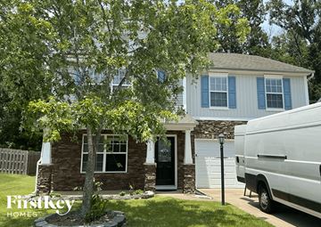 Charlotte house for rent - 14212 Waterlyn Drive Charlotte, NC 28278