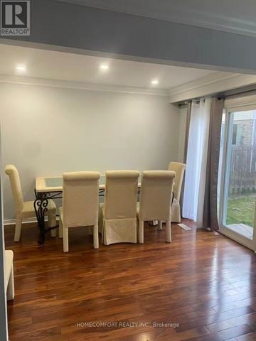 Toronto (Agincourt North) apartment for rent - A dining room with a table and chairs.