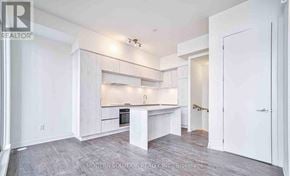 Richmond Hill townhouse for rent - 925 - 2 STECKLEY HOUSE LANE 925