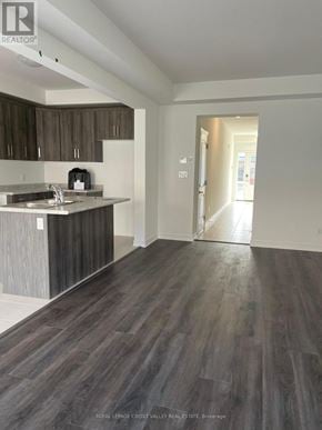 Welland (West Welland) townhouse for rent - 142 SYCAMORE STREET