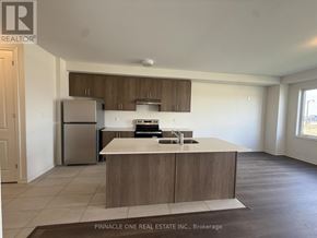 Kawartha Lakes (Lindsay) townhouse for rent - 43 SANDERSON DRIVE