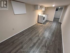 Toronto (Briar Hill-Belgravia) apartment for rent - 55 CHAMBERLAIN B1 AVENUE