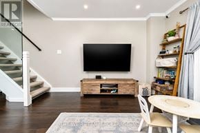 Toronto (Greenwood-Coxwell) townhouse for rent - 42 TORBRICK ROAD