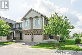 London North (North B) townhouse for rent - A house with a garage is for sale.